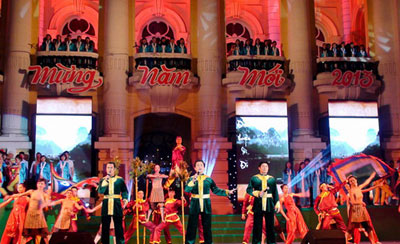 Hanoi accueille le Nouvel An dans l allégresse